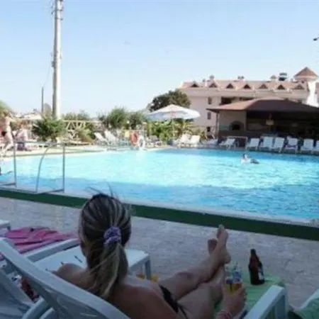 Hotel apartamentowy Sayar 3*