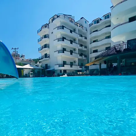 Sayar Apartahotel 3*