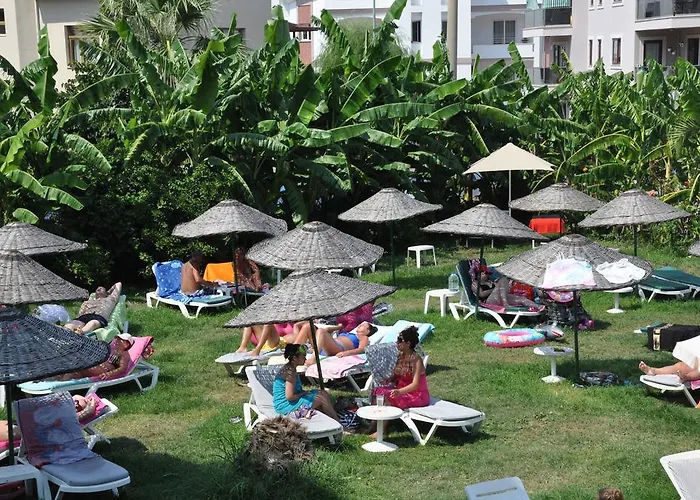 Sayar Apartmanhotel 3*