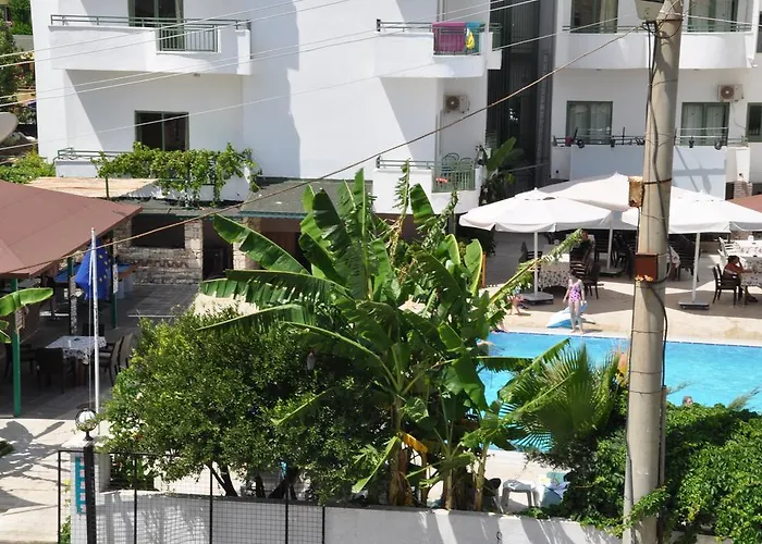 Apartmanhotel Sayar 3*