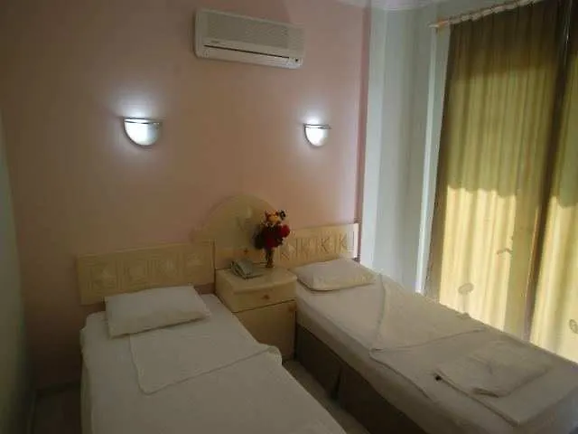 Sayar Apart Otel 3*