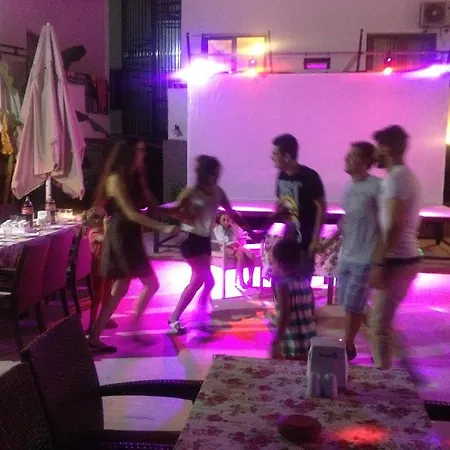 Ξενοδοχείο με διαμερίσματα Sayar Μαρμαρίς